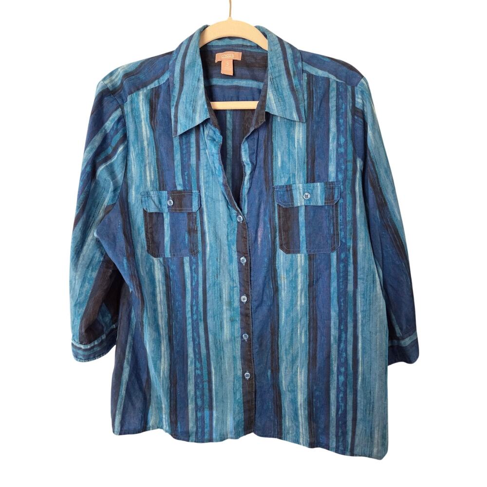 Chico's Size 3 Lightweight 3/4 Sleeve Striped Button Down Blue Casual Colorful